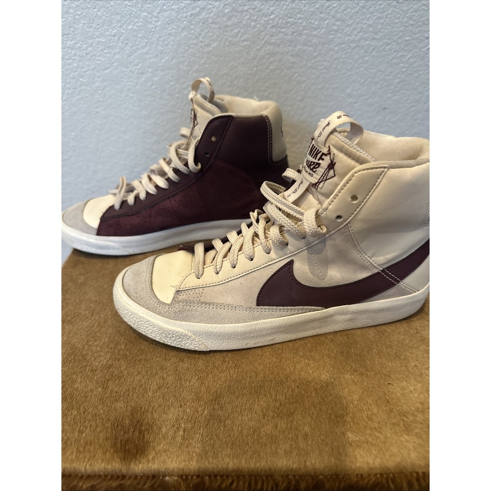 (Rare) Nike Blazer Mid '77 Dance Big Kids, Guava/white Color Size‎ 6